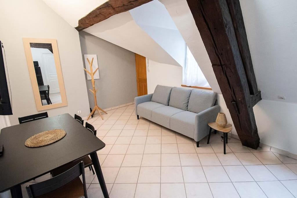 Residence Le Zola Compose De 3 Appartements Distincts En Hyper Centre De Dijon Avec Wifi ภายนอก รูปภาพ